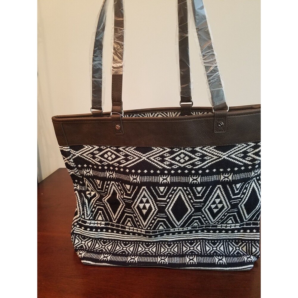 Thirty One Reversible Tote - Rio Weave Brand New